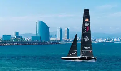 EXPERIENCE THE AMERICA'S CUP