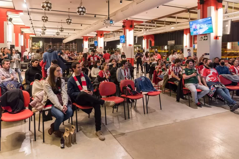 Partido de semifinal de la copa