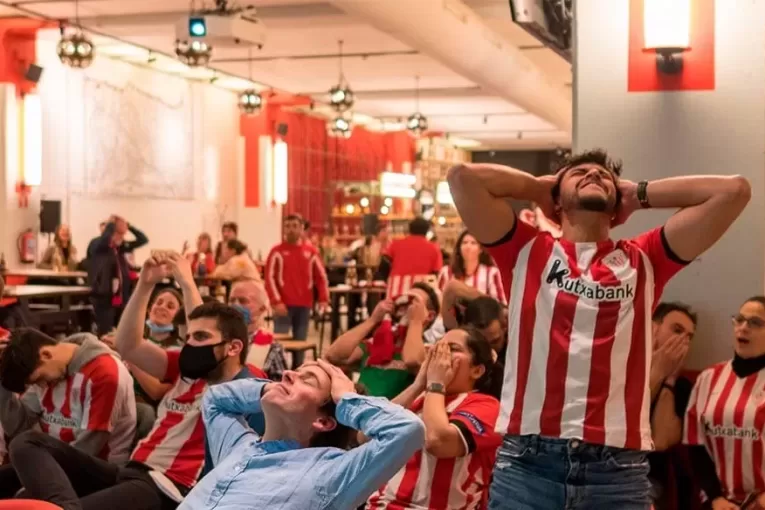 Partido de semifinal de la copa