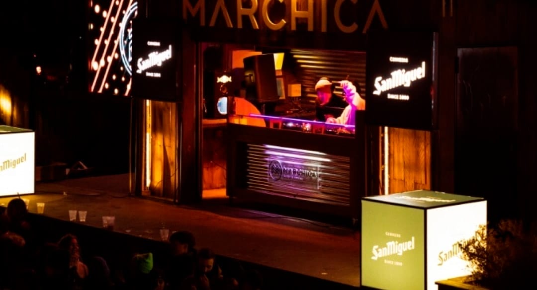 DJs en la nieve